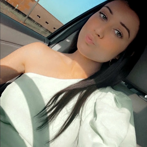 Meet your Posher, Allie - Picture 8 of 8